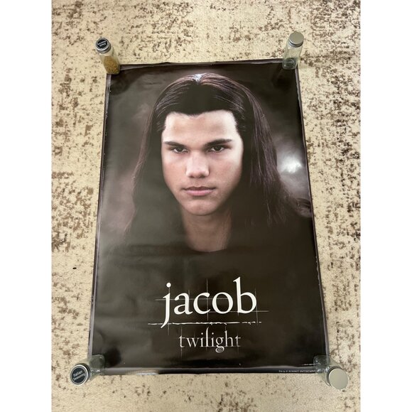 Jacob Twilight Movie Poster Taylor Lautner Character Print 24x36 Inches - Picture 1 of 2